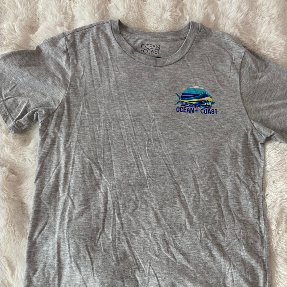 Mens Gray Ocean+Coast Graphic Shirt